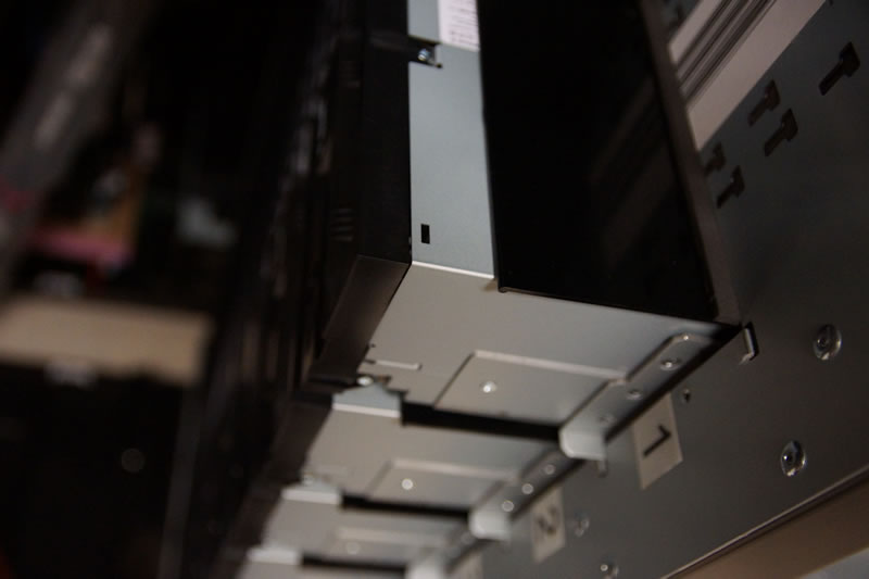 IBM LTO-6 magnetic tape storage system using terabyte-capacity cartridges