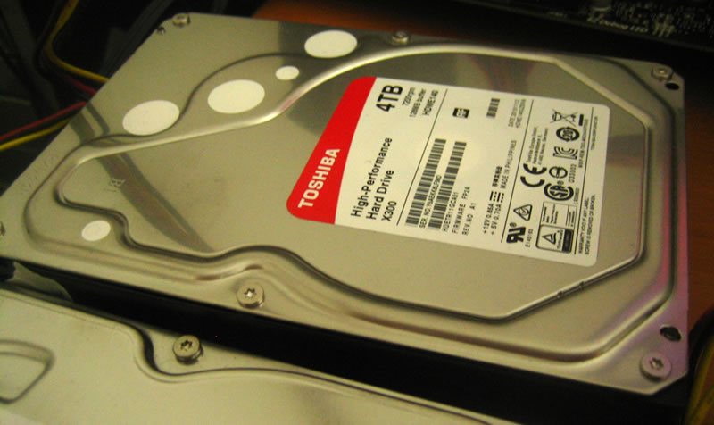 Toshiba 4 TB internal hard disk drive